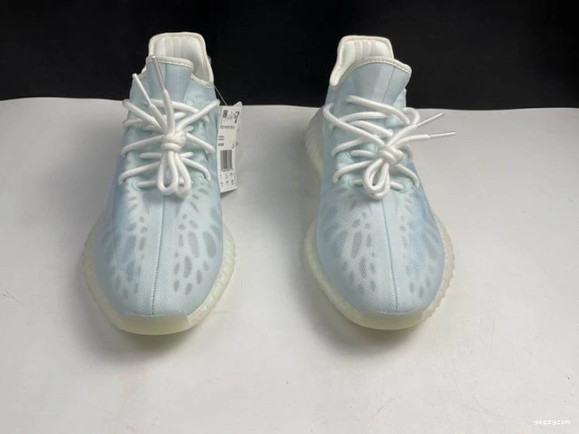 Mono V2 Boost Ice Yeezy GW2869 350 Adidas 1024